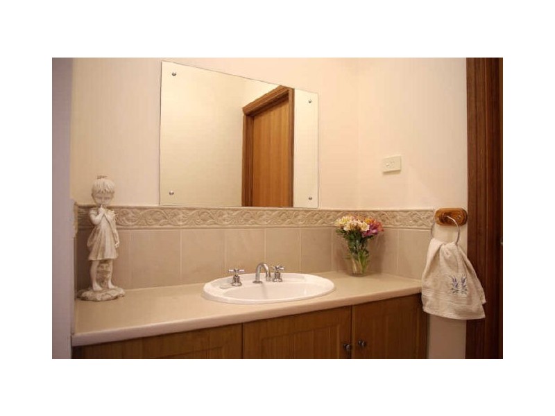 6 Blue Court, Strathalbyn SA 5255