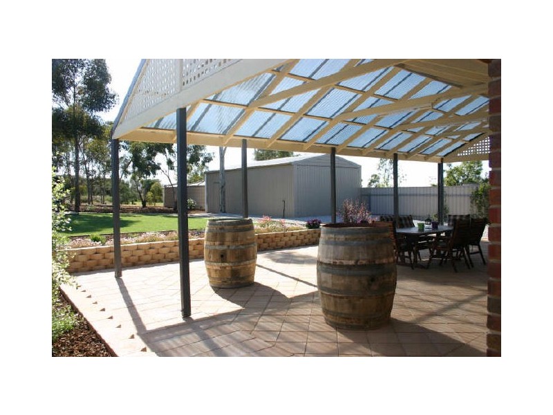 6 Blue Court, Strathalbyn SA 5255