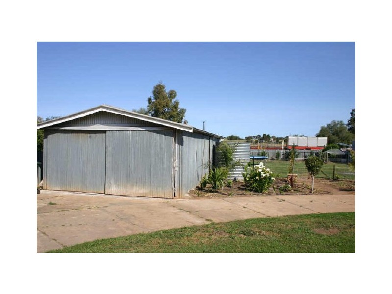 3 Hooper Road, Strathalbyn SA 5255