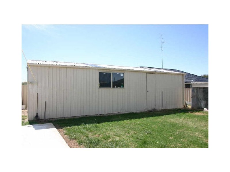 2 Montrose Avenue, Strathalbyn SA 5255