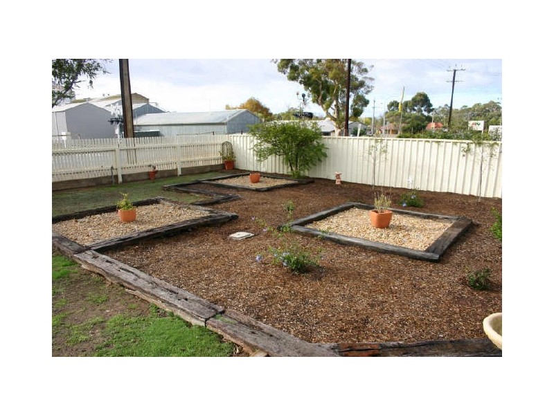 35 EAST TERRACE, Strathalbyn SA 5255