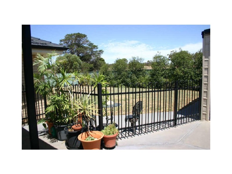 59 Parker Avenue, Strathalbyn SA 5255