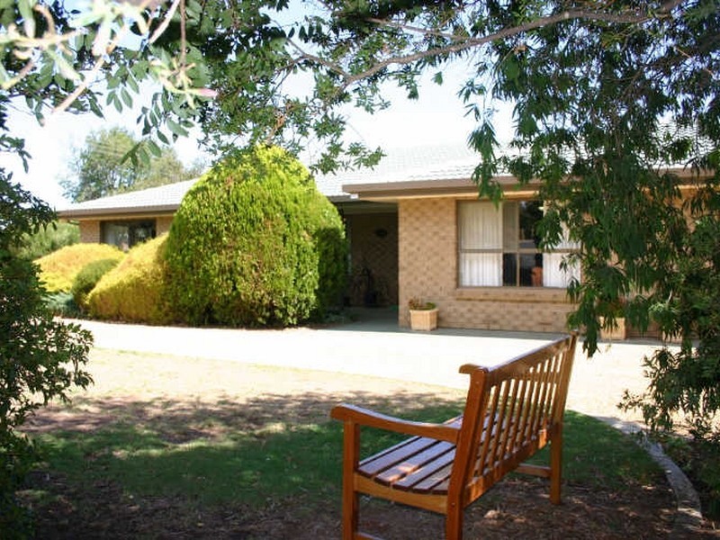1 Grey Street, Strathalbyn SA 5255