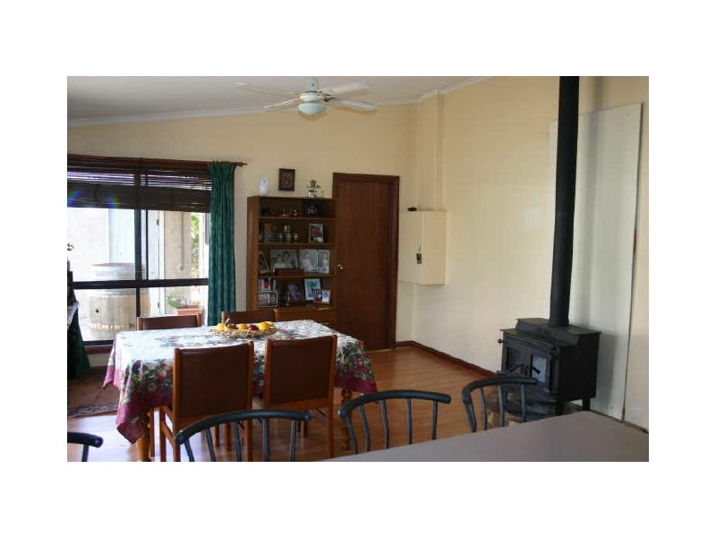 2 Sandergrove Road, Strathalbyn SA 5255