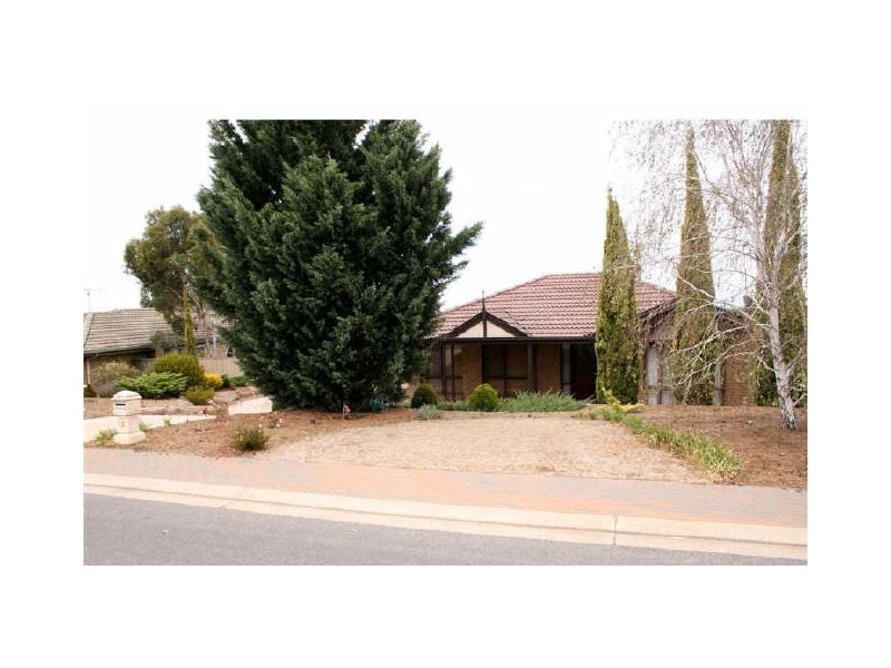 13 GOLLAN AVENUE, Strathalbyn SA 5255