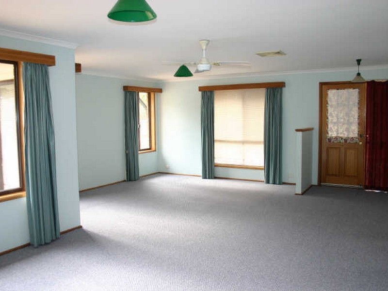 33 Berry Smith Drive, Strathalbyn SA 5255