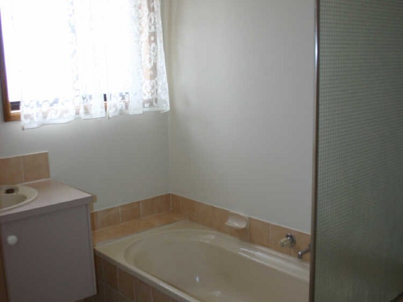 33 Berry Smith Drive, Strathalbyn SA 5255