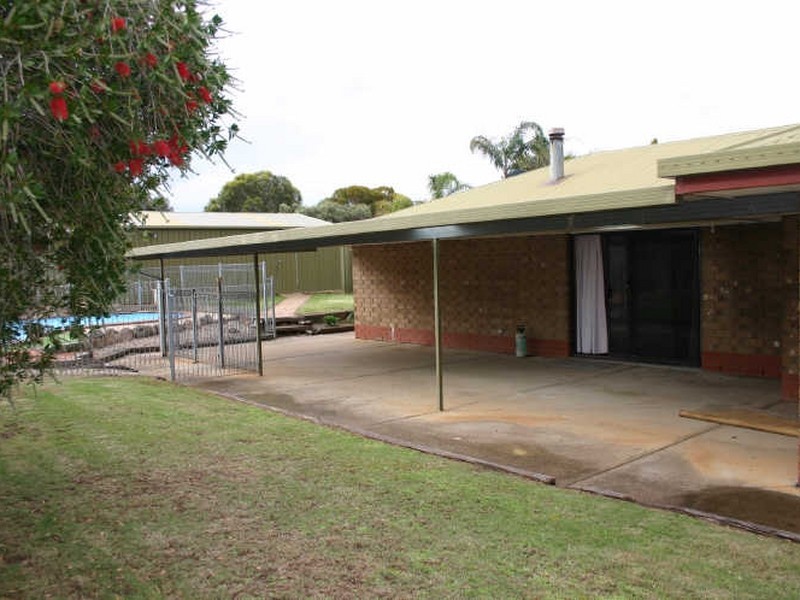 62 Marchant Road, Strathalbyn SA 5255