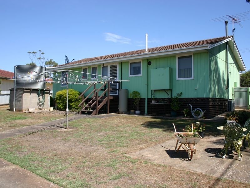 1 Richardson Avenue, Strathalbyn SA 5255