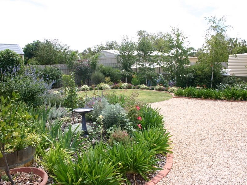 12 Montrose Avenue, Strathalbyn SA 5255