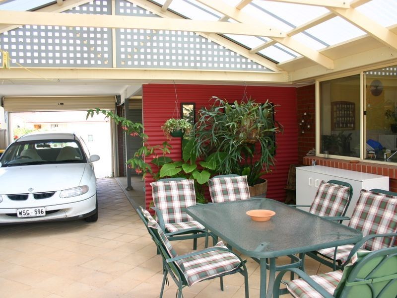 12 Montrose Avenue, Strathalbyn SA 5255