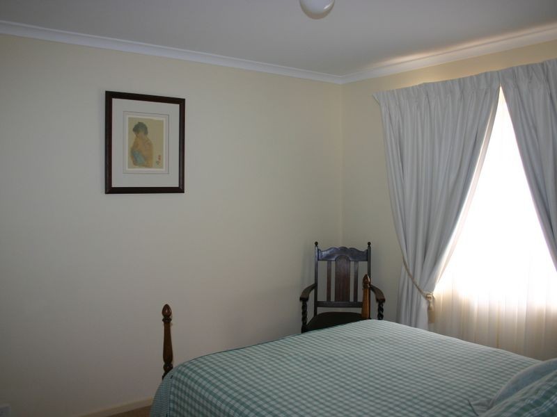 12 Montrose Avenue, Strathalbyn SA 5255