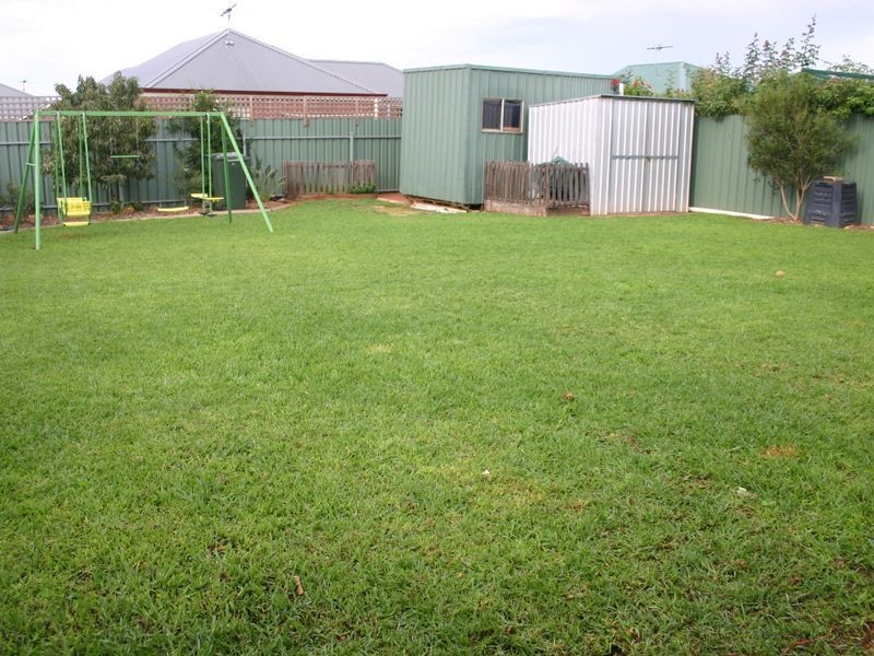17 Hooper Road, Strathalbyn SA 5255