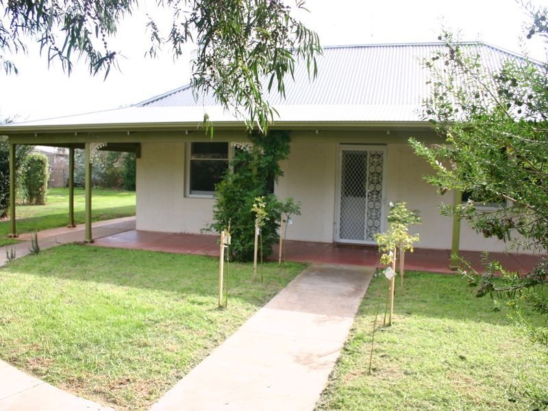 4 2 A Angas Place, Strathalbyn SA 5255