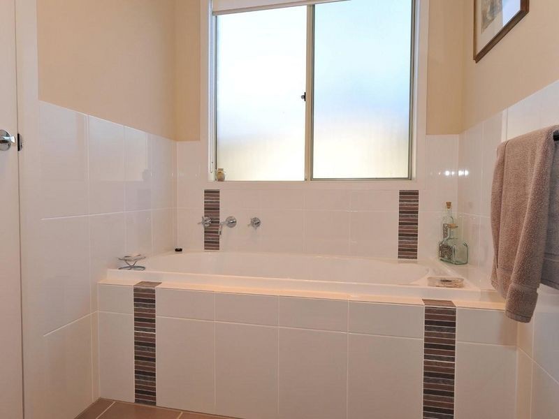 2A Love Avenue, Strathalbyn SA 5255