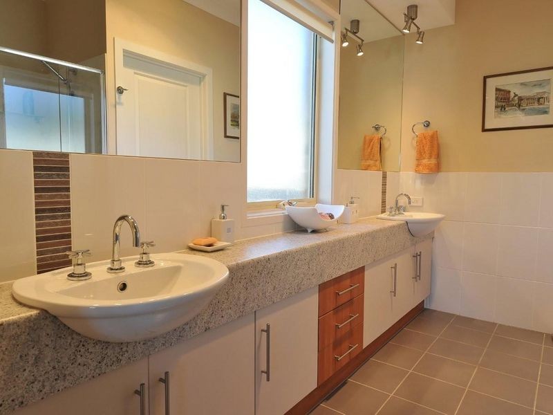 2A Love Avenue, Strathalbyn SA 5255