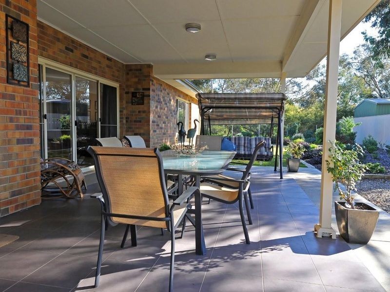 2A Love Avenue, Strathalbyn SA 5255