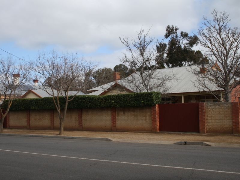 17 Commercial Road, Strathalbyn SA 5255