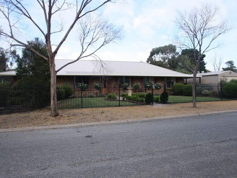 21 Kennedy Crescent, Strathalbyn SA 5255