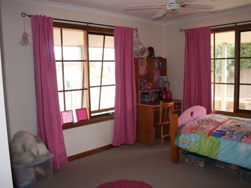 21 Kennedy Crescent, Strathalbyn SA 5255