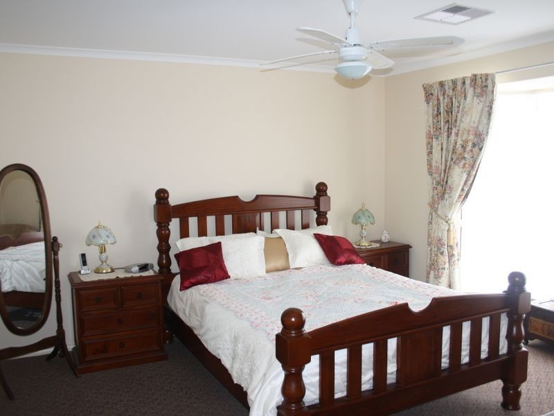 28 Hooper Road, Strathalbyn SA 5255