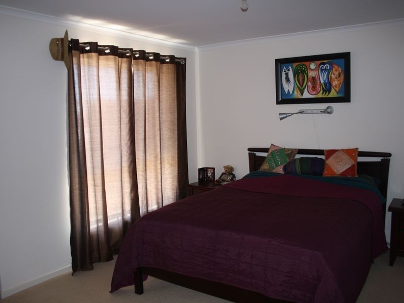 15 Field Drive, Strathalbyn SA 5255