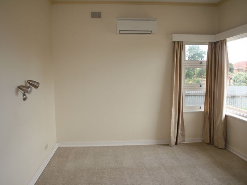 30 Murray Street, Strathalbyn SA 5255