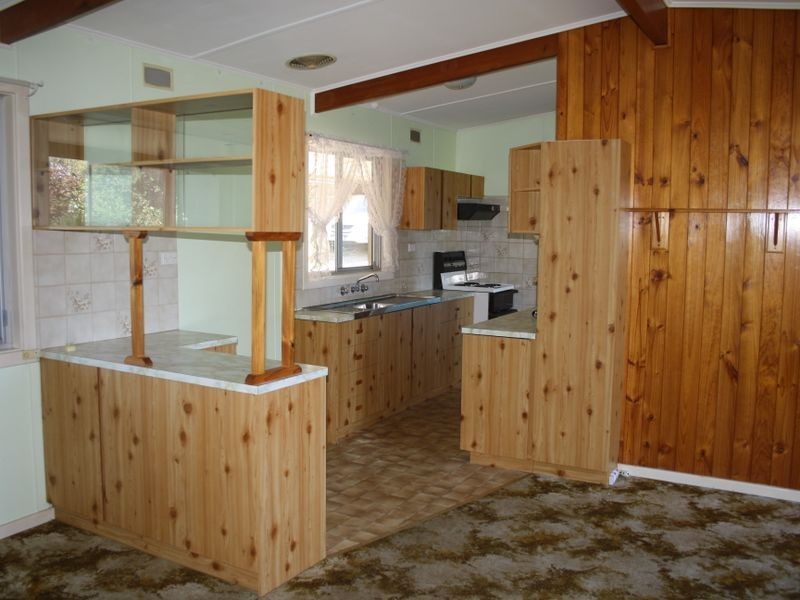 99 Kondoparinga Road, Meadows SA 5201