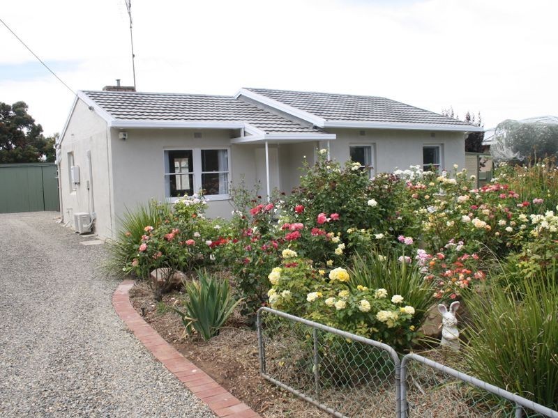 18 Parker Avenue, Strathalbyn SA 5255