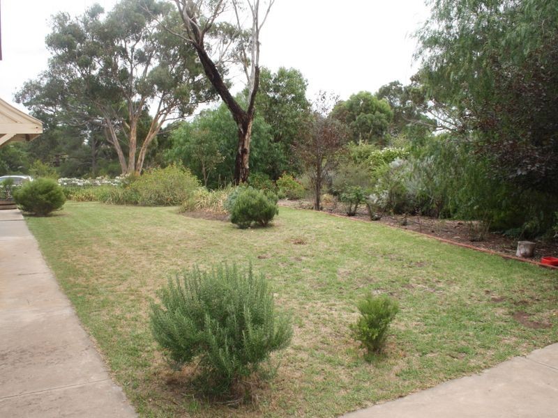 2 Stones Lane, Strathalbyn SA 5255