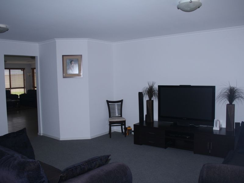 77 Hampden Way, Strathalbyn SA 5255