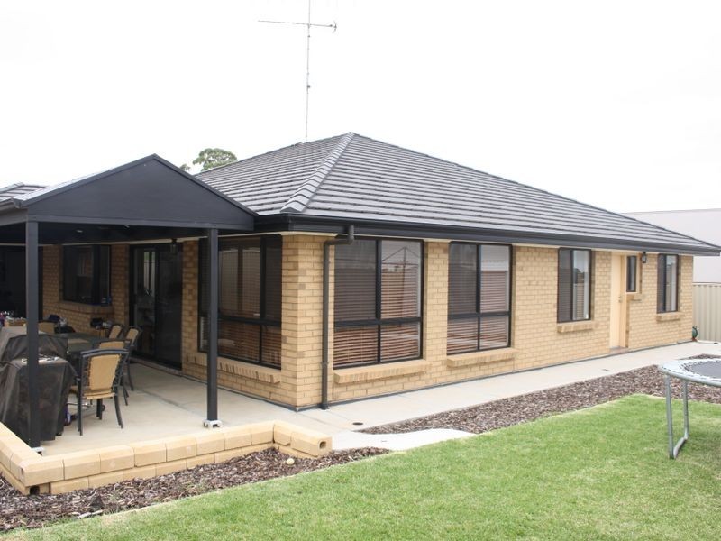 77 Hampden Way, Strathalbyn SA 5255