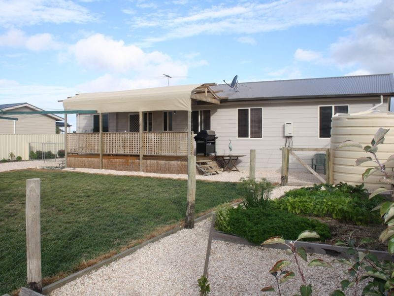 17 Marion Street, Milang SA 5256