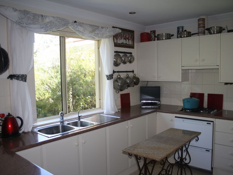 4 Stoddart St, Strathalbyn SA 5255