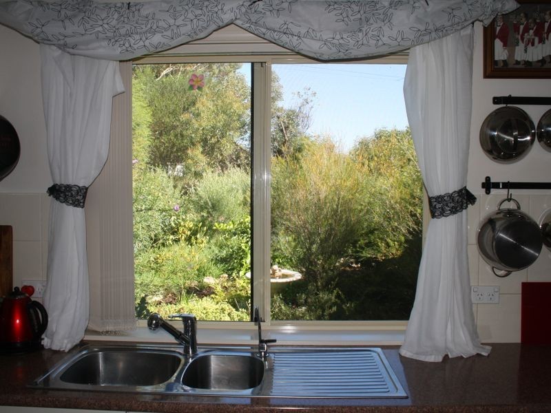 4 Stoddart St, Strathalbyn SA 5255