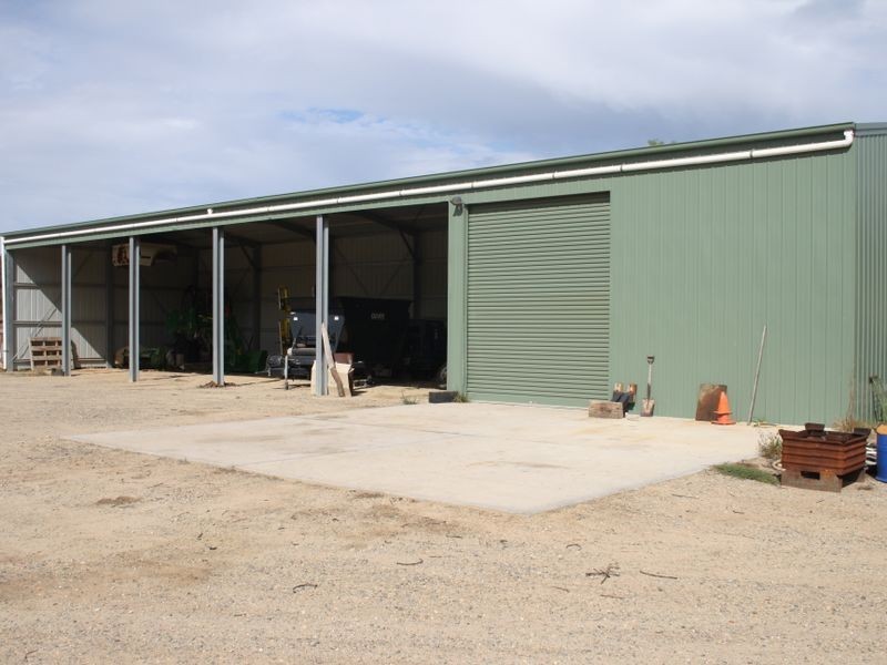 Braeside & Government Rd, Finniss SA 5255