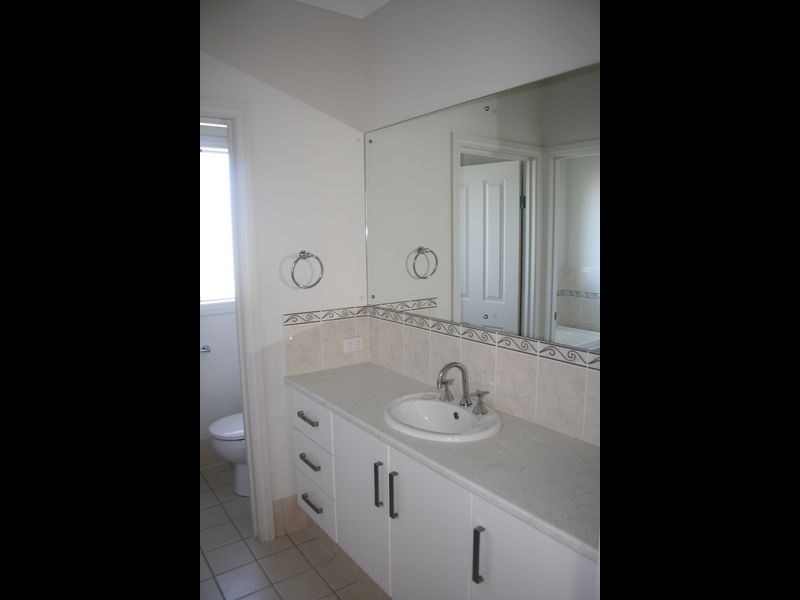 2 Catt Drive, Strathalbyn SA 5255