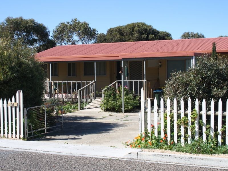 61 McDonald Street, Milang SA 5256