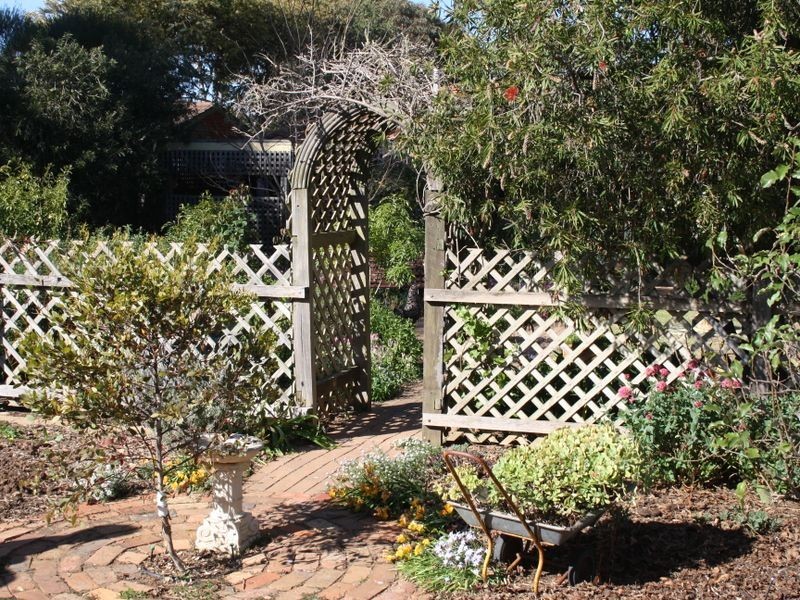 5 Burkett Drive, Strathalbyn SA 5255