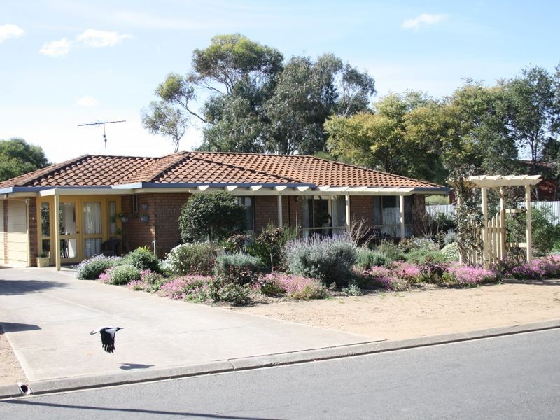 5 Burkett Drive, Strathalbyn SA 5255