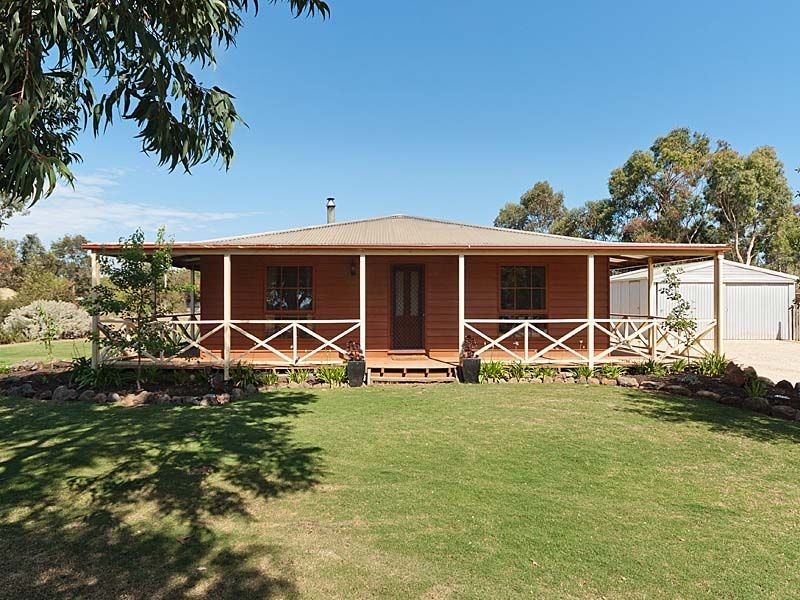 7 Donnithorne Road, Strathalbyn SA 5255