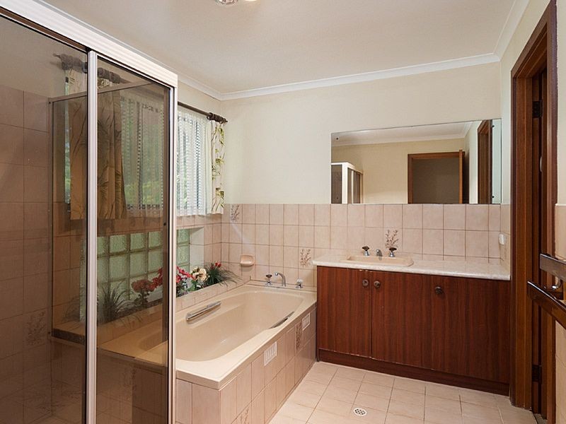 77 Venables Street, Macclesfield SA 5153
