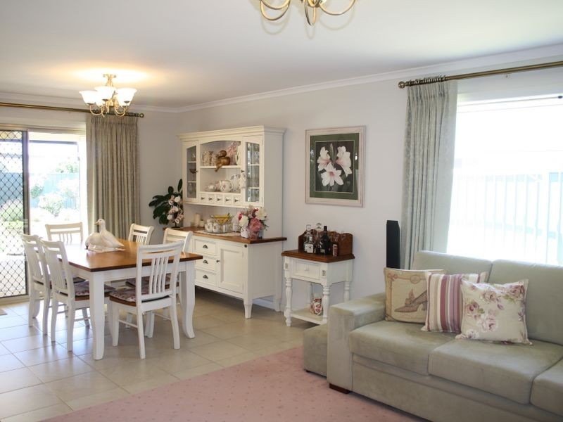 19 Strathford Way, Strathalbyn SA 5255