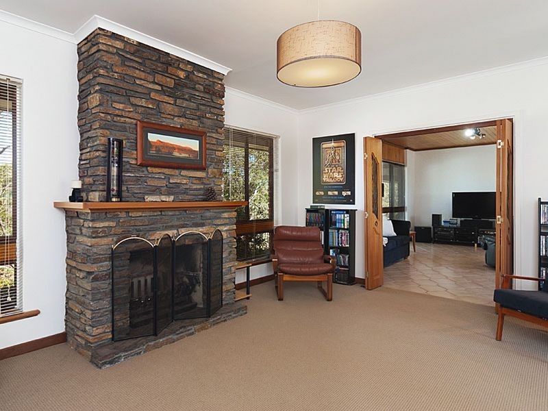 9 Avenue Road, Strathalbyn SA 5255