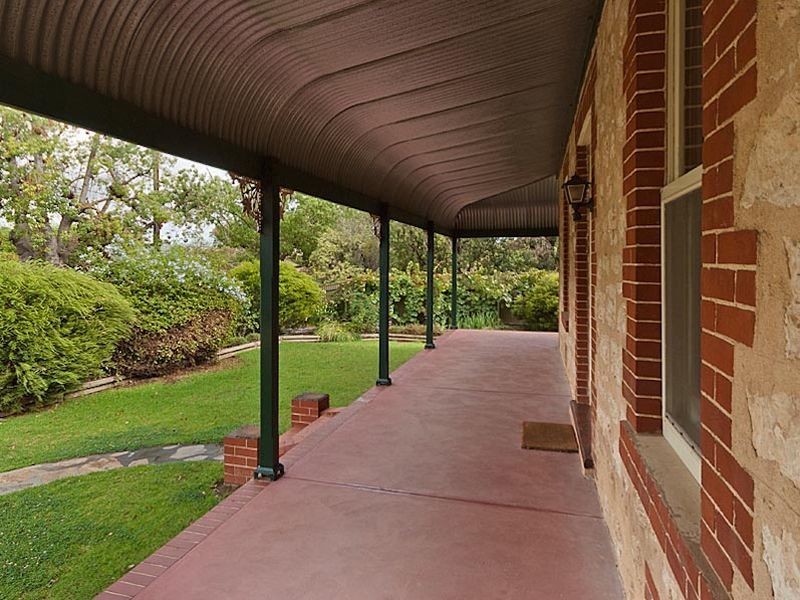 20 East Tce, Strathalbyn SA 5255