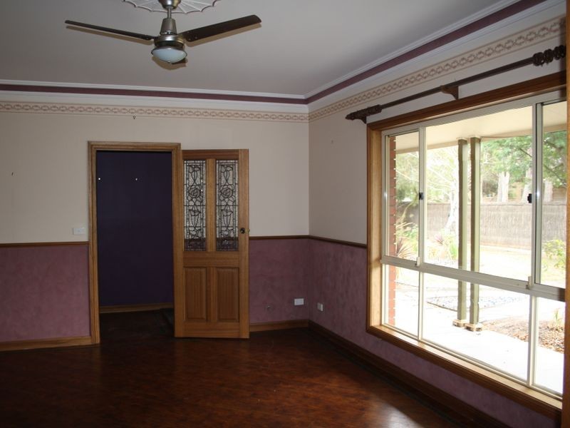 6 Burkett Drive, Strathalbyn SA 5255