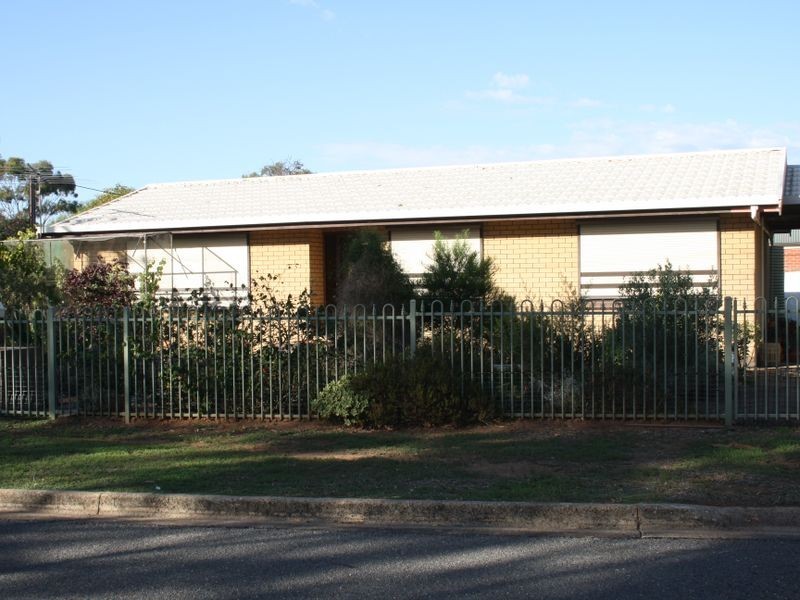 4 Fairfield Drive, Strathalbyn SA 5255