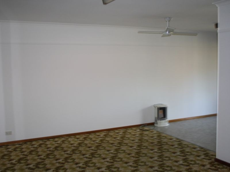 4 Fairfield Drive, Strathalbyn SA 5255