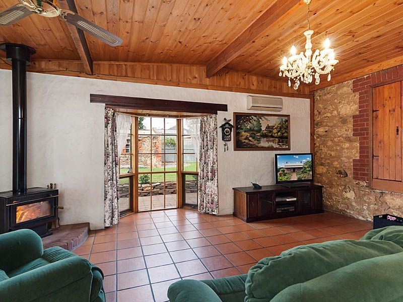 16 Murray Street, Strathalbyn SA 5255