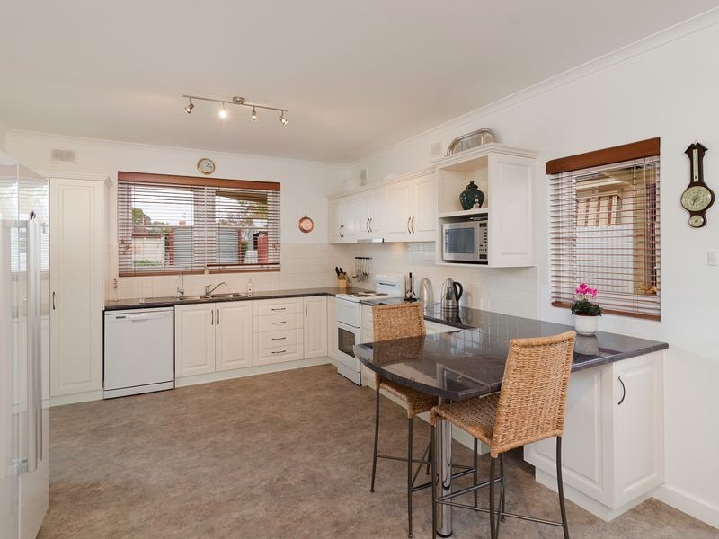 1 Angas Place, Strathalbyn SA 5255